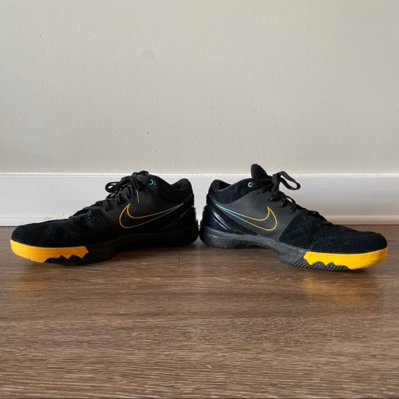 kobe 4 protro snakeskin